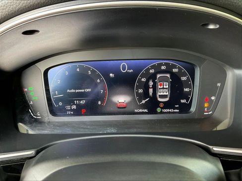 Used 2023 Honda Civic Touring image 13