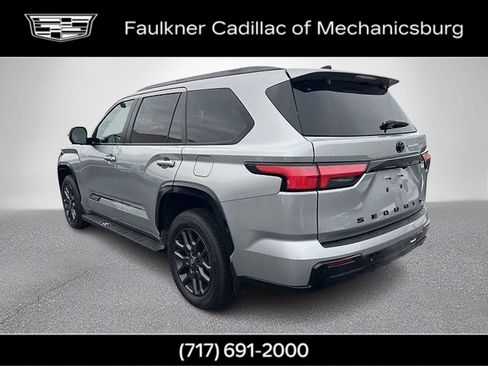 Used 2025 Toyota Sequoia Platinum image 8