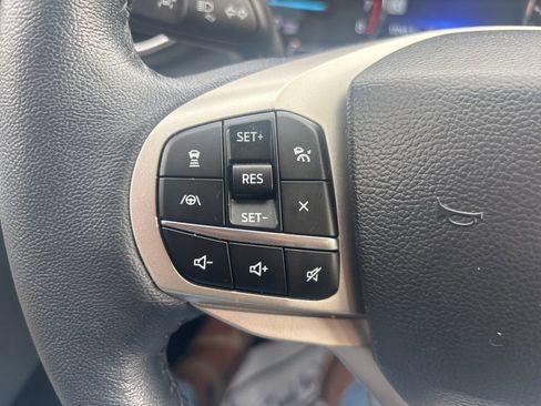 Used 2023 Ford Explorer XLT w/ Equipment Group 202A image 26