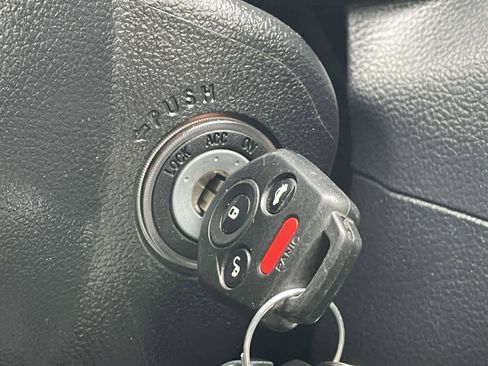 Used 2016 Subaru Crosstrek 2.0i Limited image 23