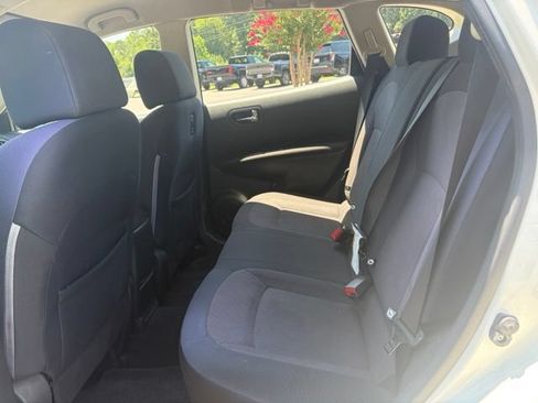 Used 2015 Nissan Rogue S AWD/4WD image 15
