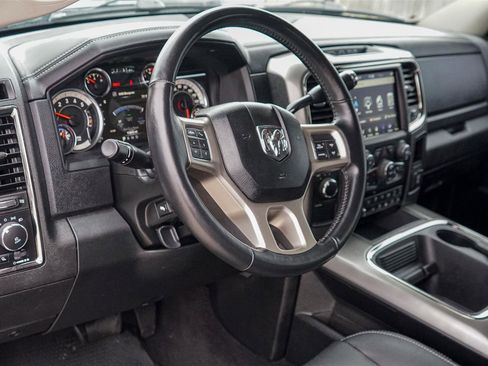 Used 2018 RAM 2500 Laramie w/ Sport Appearance Group AWD/4WD image 9