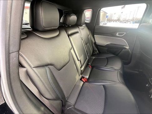 Used 2024 Jeep Compass Latitude image 26