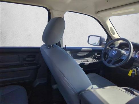 Used 2018 RAM 1500 Express w/ Express Value Package image 19