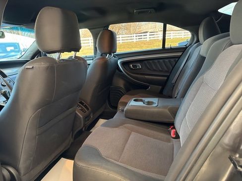 Used 2015 Ford Taurus SEL image 28