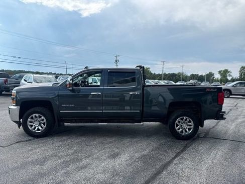 Used 2017 Chevrolet Silverado 3500 LTZ w/ Duramax Plus Package AWD/4WD image 4