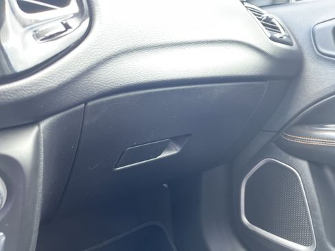 Used 2021 Jeep Compass Limited image 31