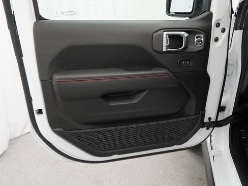 New 2026 Jeep Wrangler Unlimited Rubicon AWD/4WD image 28