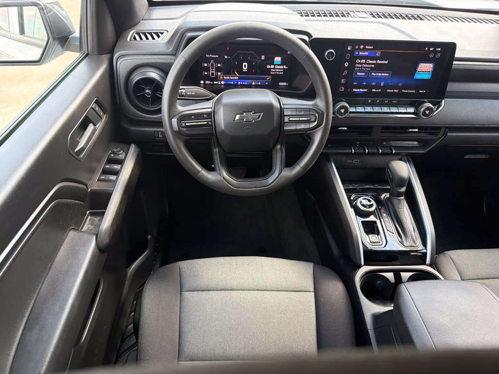 Used 2025 Chevrolet Colorado Trail Boss AWD/4WD image 21