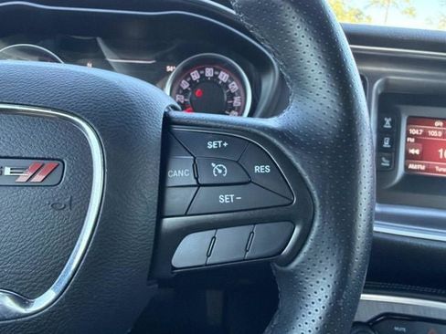 Used 2017 Dodge Challenger SXT image 16