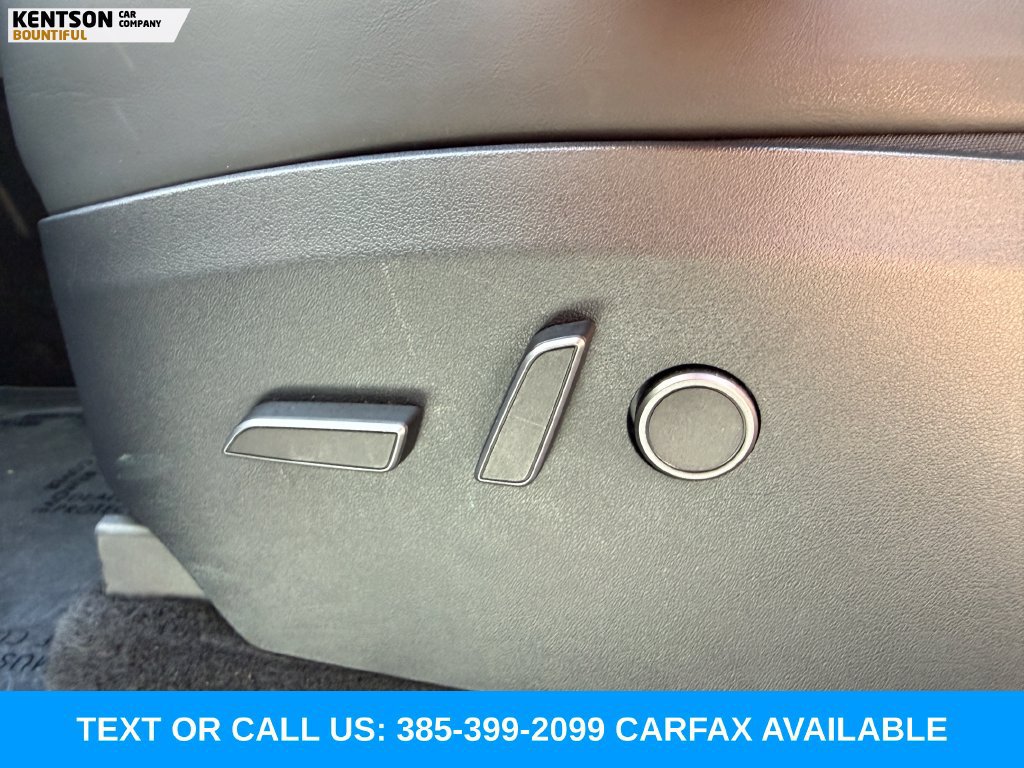 Used 2023 Tesla Model Y Long Range AWD/4WD image 28