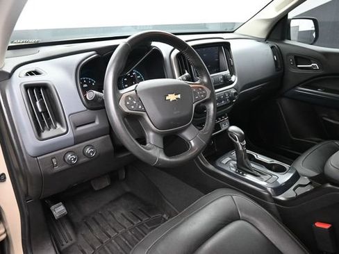 Used 2022 Chevrolet Colorado Z71 AWD/4WD image 15