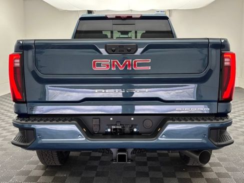 New 2026 GMC Sierra 2500 Denali w/ Denali Reserve Package AWD/4WD image 11