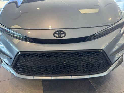 Certified 2025 Toyota Corolla SE w/ Convenience Package image 23