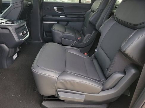 New 2026 Ford Expedition Max Platinum image 7