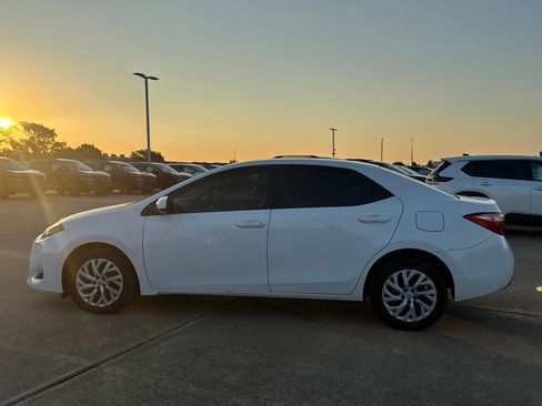 Used 2017 Toyota Corolla LE FWD image 13