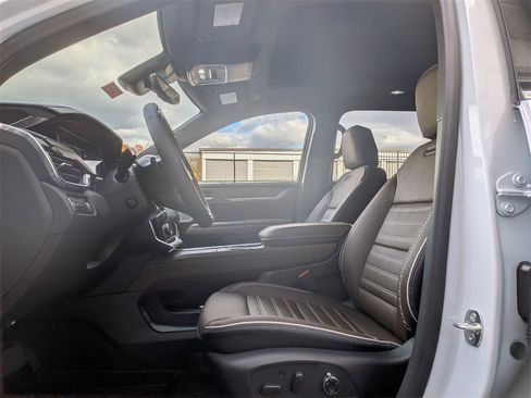 New 2026 GMC Acadia Denali Ultimate w/ LPO, Floor Liner Package image 14