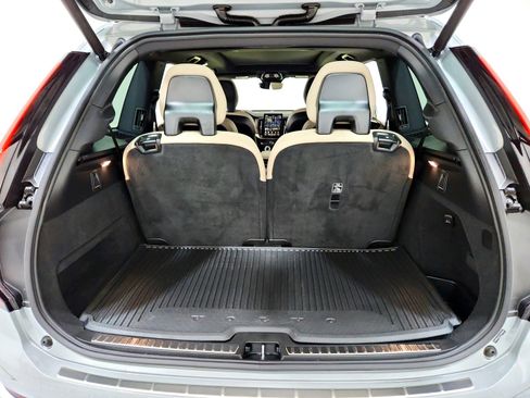 Used 2026 Volvo XC90 B6 Plus image 27