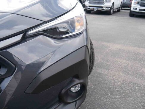 Used 2024 Subaru Crosstrek 2.0i Premium w/ Crosstrek Mirror Package AWD/4WD image 19