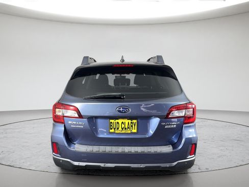 Used 2017 Subaru Outback 2.5i Limited AWD/4WD image 6