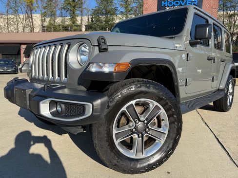 Used 2019 Jeep Wrangler Unlimited Sahara image 1