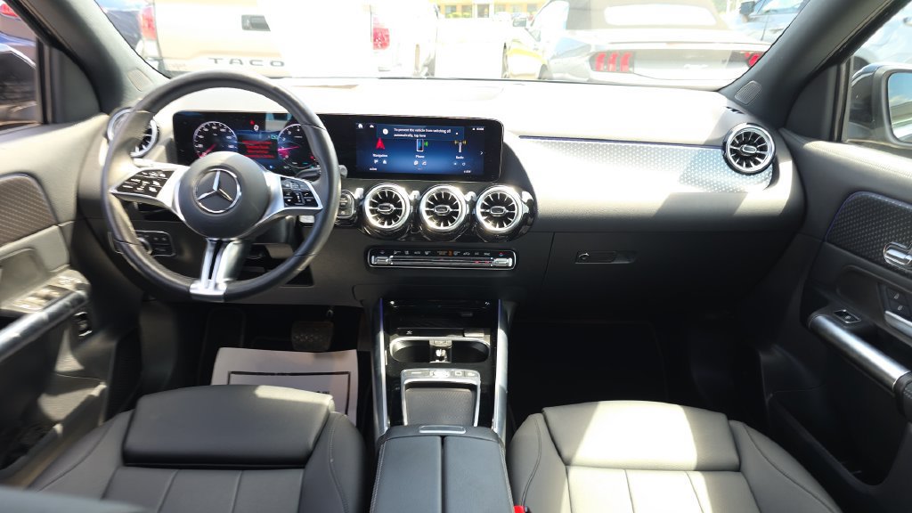 Certified 2025 Mercedes-Benz GLA 250 image 25