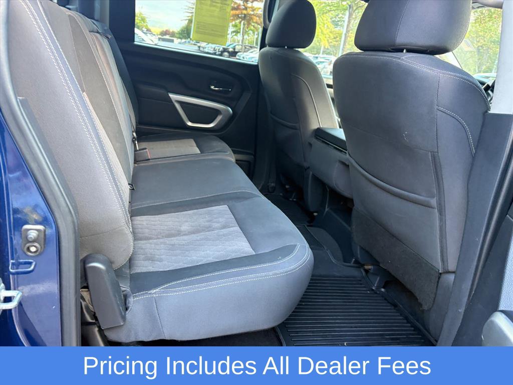 Used 2021 Nissan Titan SV AWD/4WD image 20