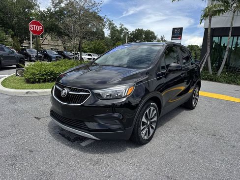 Used 2021 Buick Encore Preferred w/ Safety Package II FWD image 9