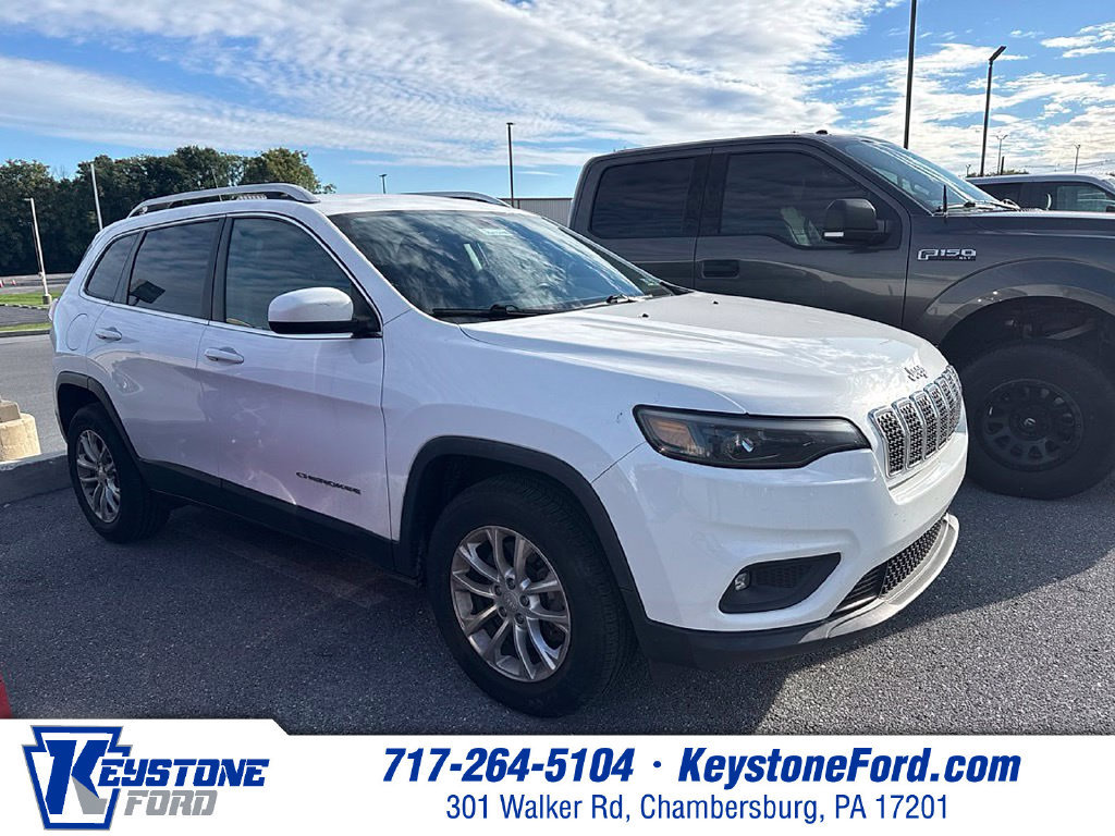Used 2019 Jeep Cherokee Latitude w/ Cold Weather Group AWD/4WD image 1