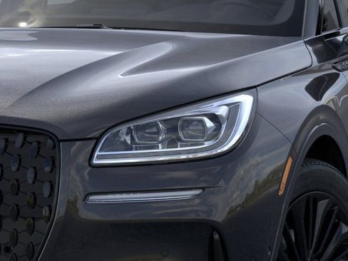 New 2026 Lincoln Corsair Reserve FWD image 18