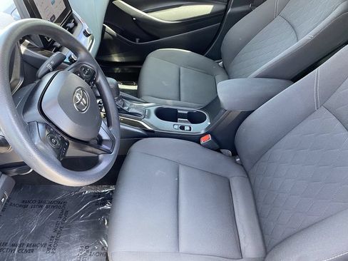 Certified 2025 Toyota Corolla LE FWD image 22