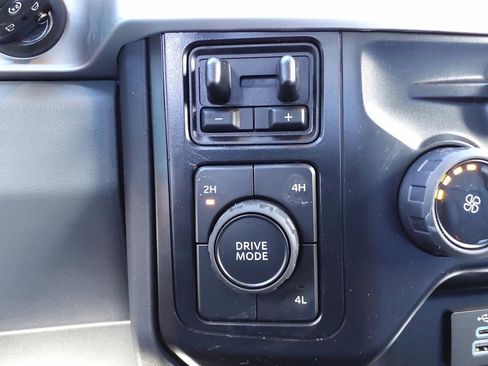 New 2024 Ford F550 image 38