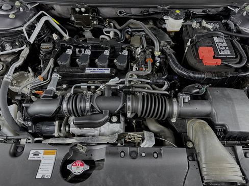 Used 2020 Honda Accord LX image 27