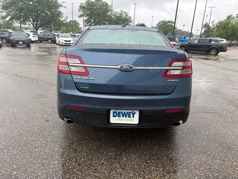 Used 2018 Ford Taurus SE FWD image 4