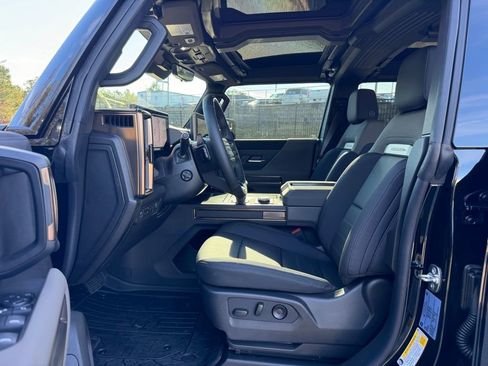New 2025 GMC Hummer EV 2X image 23
