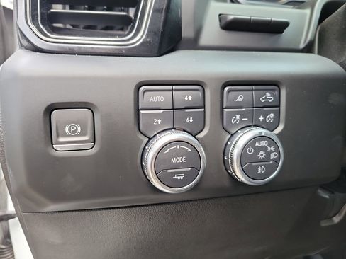 Used 2024 GMC Sierra 2500 AT4X w/ AT4X AEV Edition AWD/4WD image 25