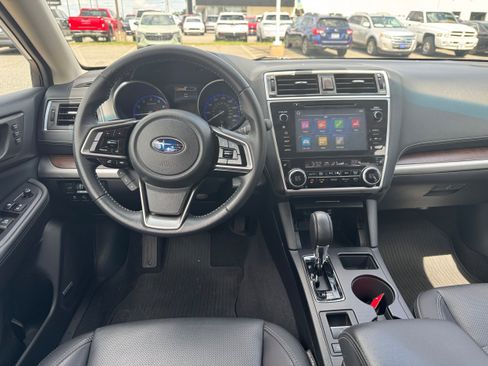 Used 2018 Subaru Outback 2.5i Limited AWD/4WD image 10