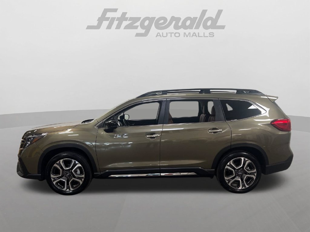 Certified 2025 Subaru Ascent Touring AWD/4WD image 2