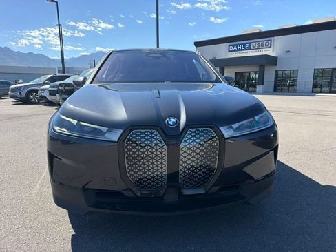 Used 2023 BMW iX xDrive50 w/ Premium Package AWD/4WD image 2