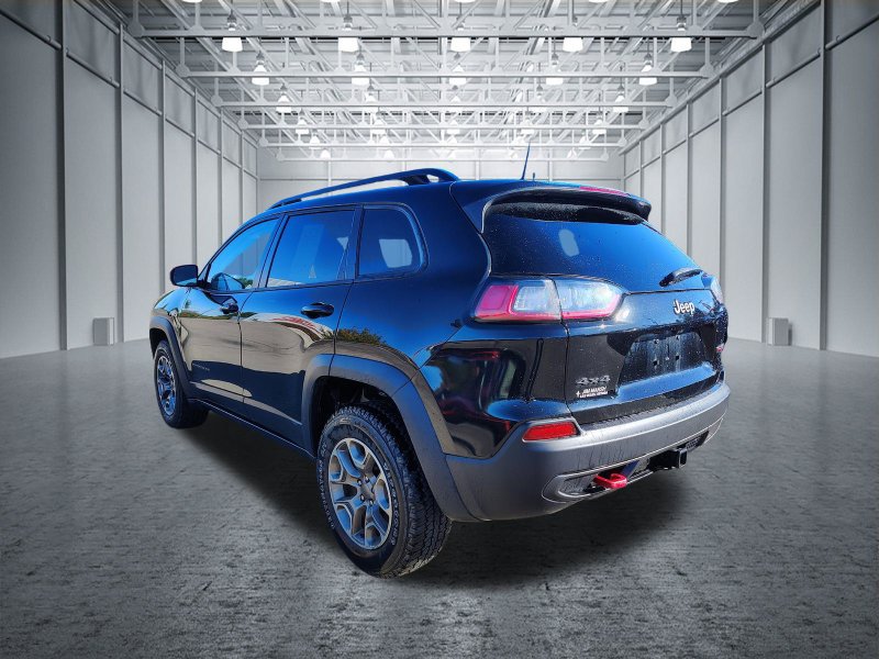 Used 2022 Jeep Cherokee Trailhawk w/ Comfort/Convenience Group AWD/4WD image 7