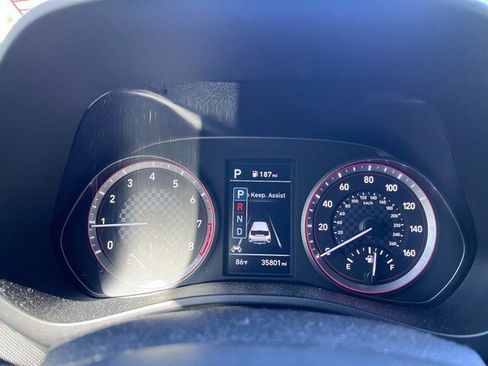 Used 2020 Hyundai Veloster 2.0 Premium image 9