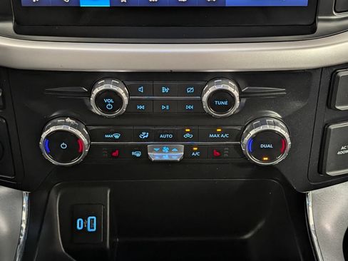 Used 2023 Ford F150 XLT w/ Equipment Group 302A High RWD image 16