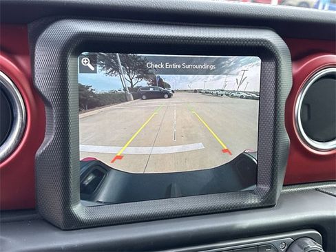 Used 2022 Jeep Gladiator Rubicon w/ Cold Weather Group image 24