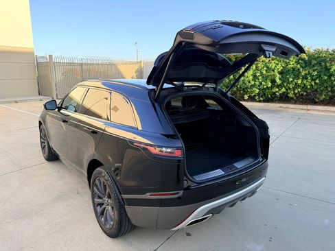 Used 2018 Land Rover Range Rover Velar R-Dynamic SE AWD/4WD image 14