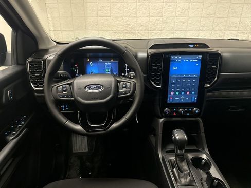 New 2026 Ford Ranger XLT w/ Black Appearance Package AWD/4WD image 23