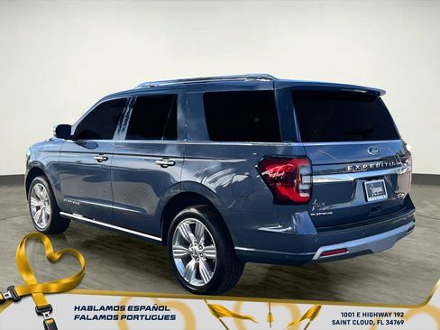 Used 2022 Ford Expedition Platinum image 3