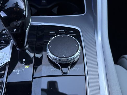 Used 2023 BMW X6 M50i w/ Parking Assistance Package image 28