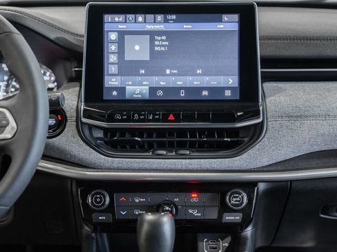 Certified 2023 Jeep Compass Latitude AWD/4WD image 19