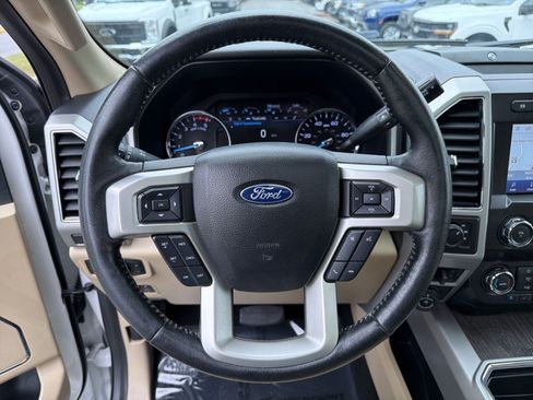 Used 2020 Ford F250 Lariat w/ Lariat Ultimate Package AWD/4WD image 27