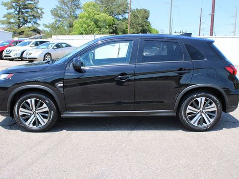 Used 2024 Mitsubishi Outlander Sport SE AWD/4WD image 3